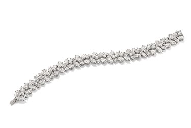 Cluster diamond bracelet by Harry Winston image