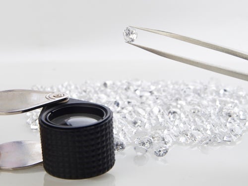 Identifying Synthetic Diamonds In Parcels of Melee Sizes 1 Identifying Synthetic Diamonds Image